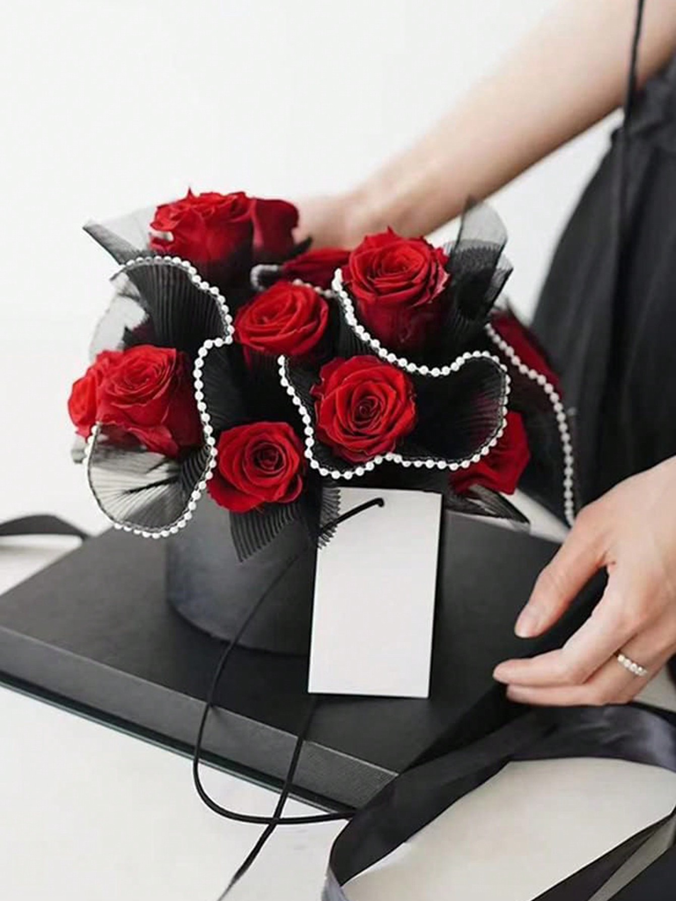 กระดาษตาข่ายห่อดอกไม้ขอบมุกเที - Florist Supply Paper บทวิจารณ์และราคา